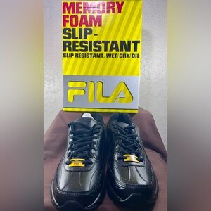 FILA MEMORY FOAM WORKSHIFT Slip-Resistant Footwear. BLACK